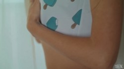 MetArtX 17 11 17 Elouisa Ice Cream 1080p